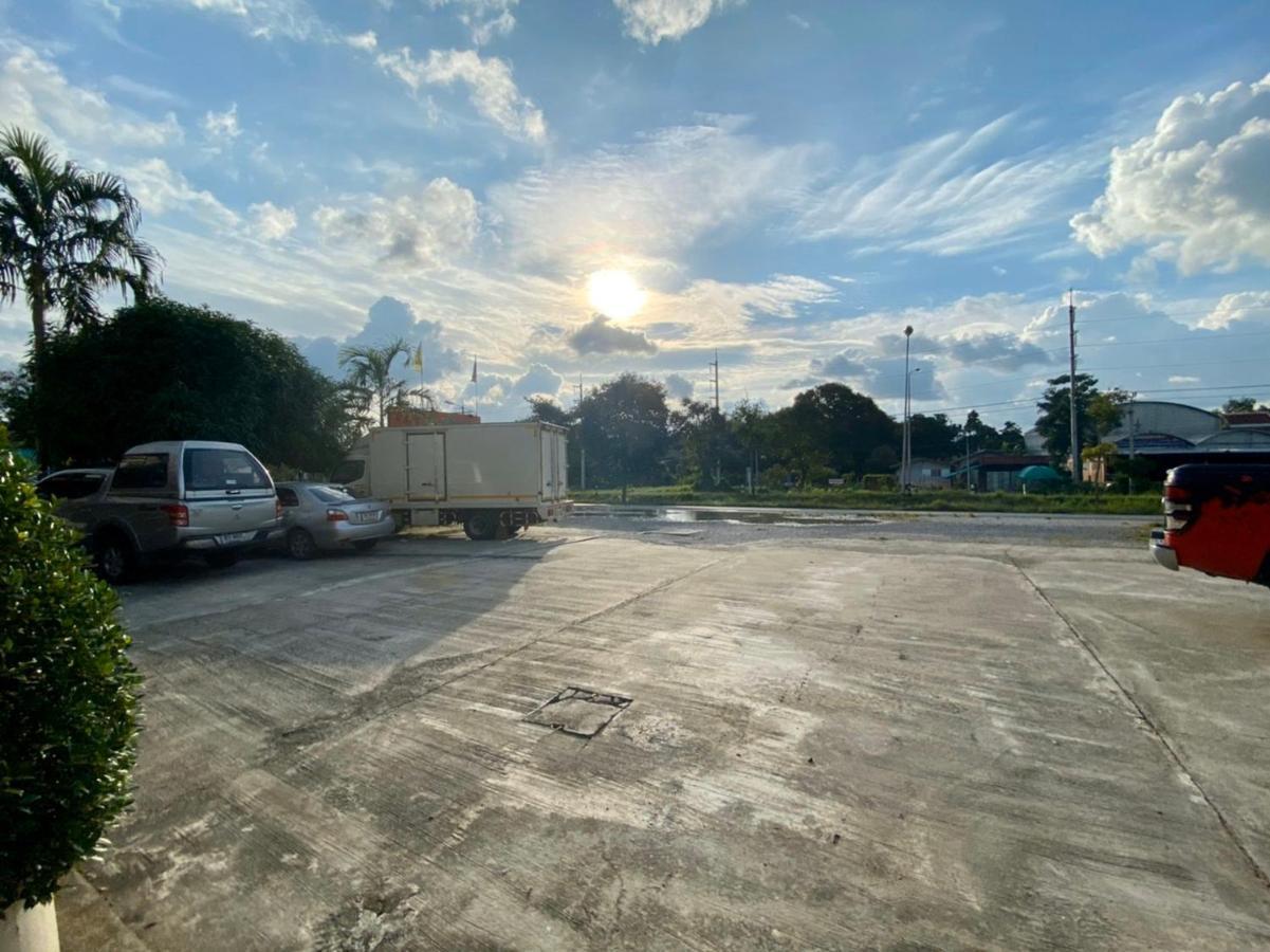 Sor Phattalung Hotel Phatthalung Exteriör bild